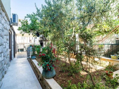 Apartment Apartment & Room Sunset Beach - One Bedroom Apartment with Terrace and Garden View - Outdoor photo 40