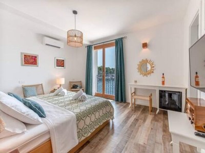 Apartment Mamma mia luxury rooms - Double Room with Sea View (Relaxing beachfront paradise) - 2 - Features photo 2