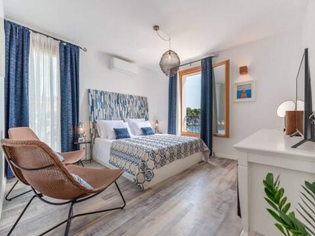 Apartment Mamma mia luxury rooms - Luxury  Double Room with Sea View (Gorgeous beachfront room) - 3