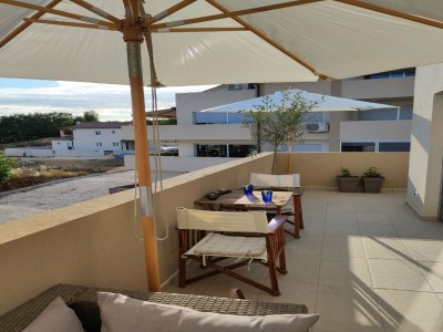 Apartment SALT Apartment - One Bedroom Apartment with Terrace and Sea View - Features photo 16