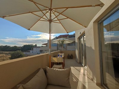 Apartment SALT Apartment - One Bedroom Apartment with Terrace and Sea View - Features photo 28