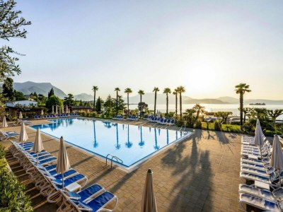 Holiday park Apartment in Manerba with barbecue - Outdoor photo 4