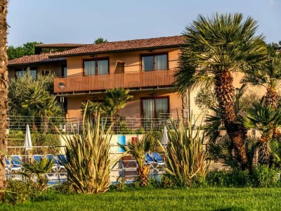Holiday park Apartment in Manerba with barbecue - Outdoor photo 7