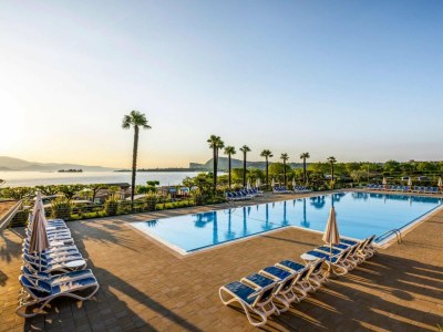 Holiday park Residence Onda Blu in Manerba del Garda - Outdoor photo 6