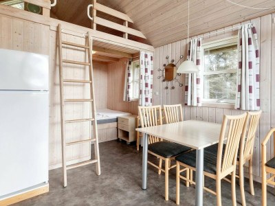 Holiday house Cabin in camping resort with heating - Outdoor photo 6