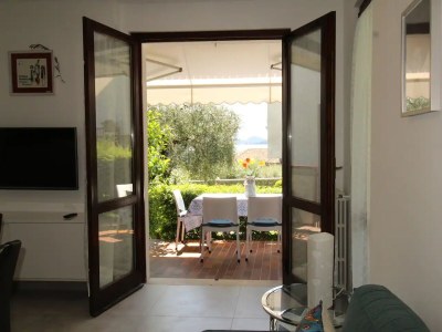 Holiday house Casetta: new lake apartment - Features photo 9