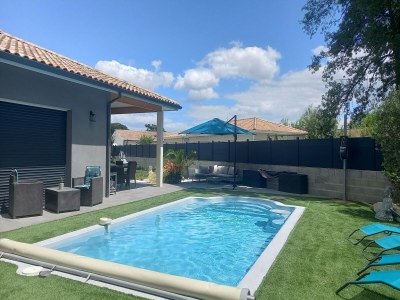 Holiday house Haus in Margaux mit Salzwasserpool & Weinbergen - Outdoor photo 23