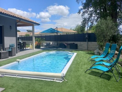 Holiday house Haus in Margaux mit Salzwasserpool & Weinbergen - Outdoor photo 25