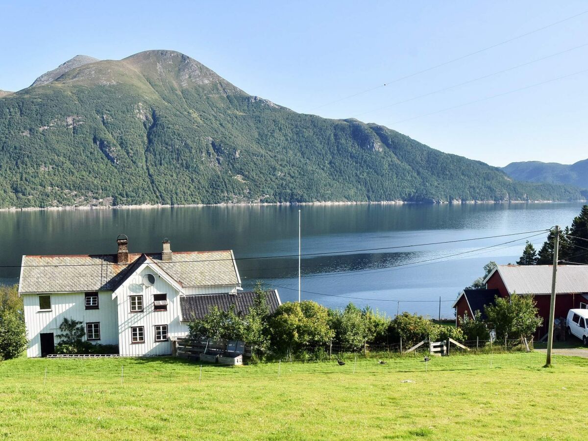 Holiday house 7 person holiday home in VÅGLAND