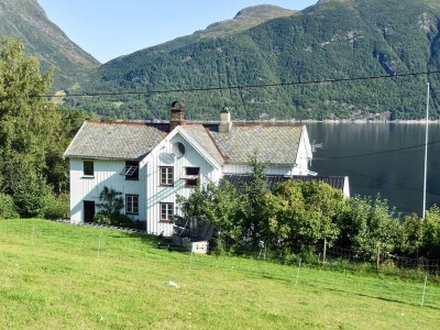 Holiday house 7 person holiday home in VÅGLAND - Outdoor photo 3