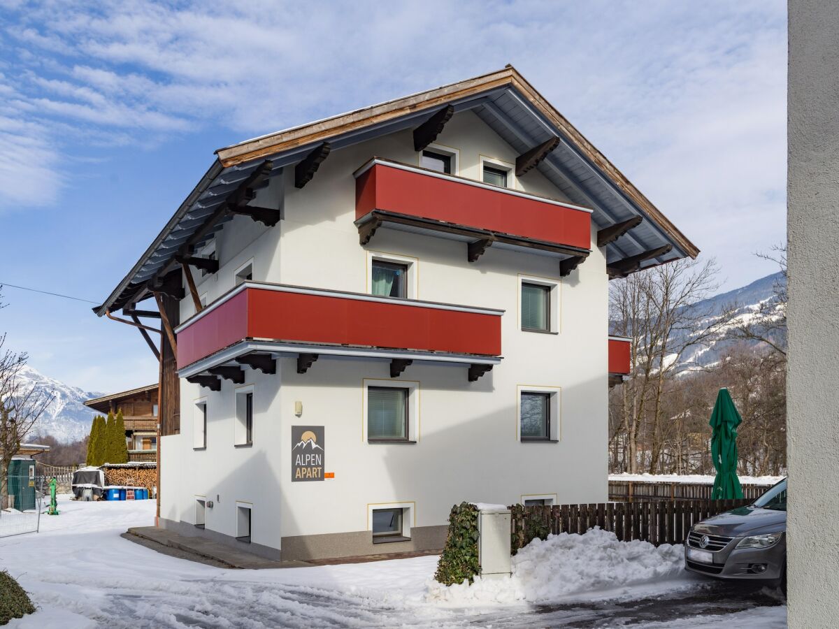Holiday house Chalet in Fügen nahe Spieljoch Lift - Outdoor photo 4