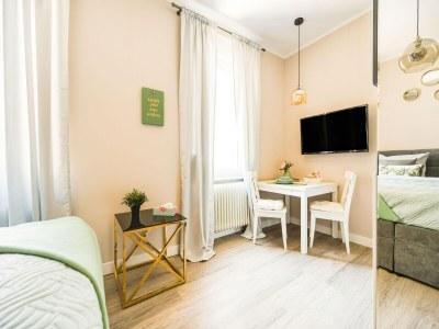 Apartment Modern apartment with terrace - Features photo 7