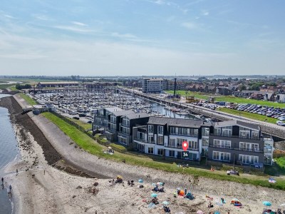 Holiday house Wohnung in Sint-Annaland am Hafen - Outdoor photo 2
