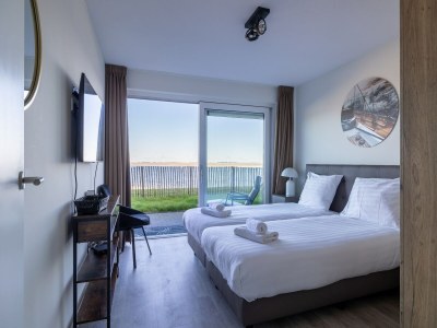Holiday house Wohnung in Sint-Annaland am Hafen - Features photo 23