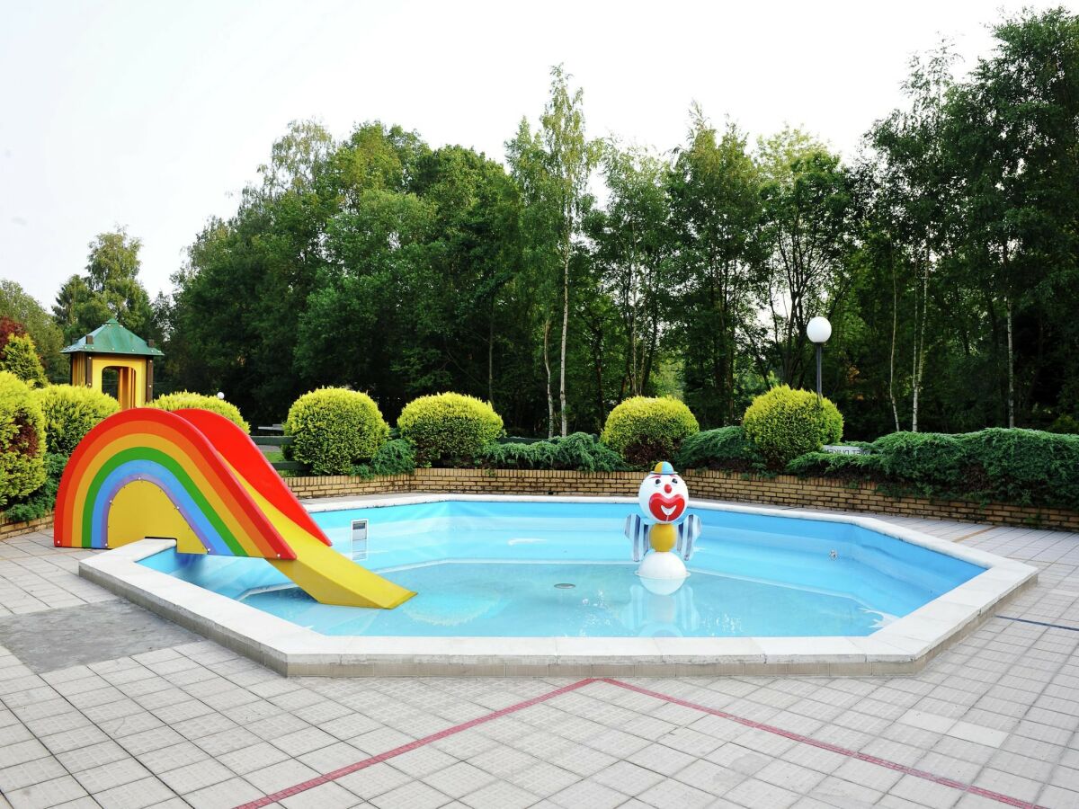 Holiday park Chalet in Holiday Park with Private Terrace - Outdoor photo 4