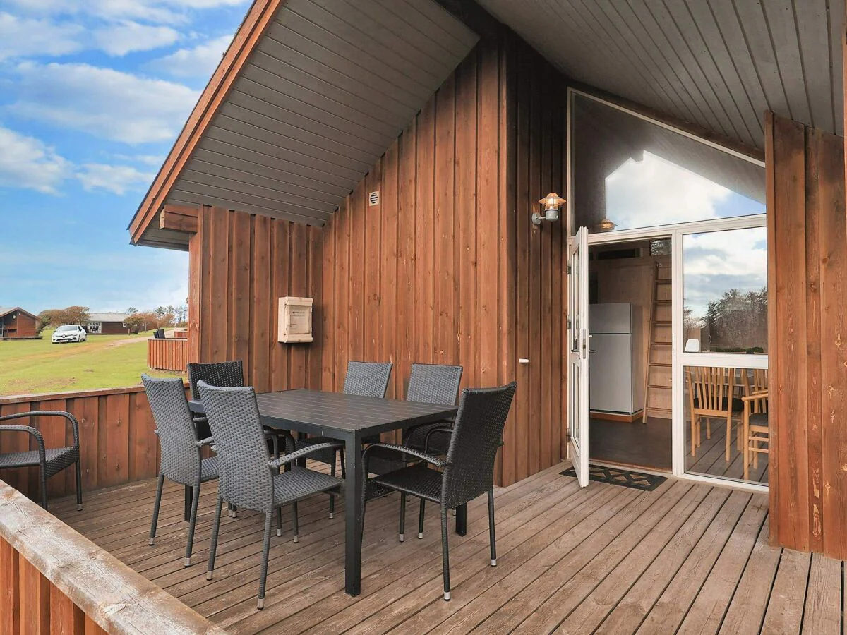 Holiday house Cabin in camping resort with patio