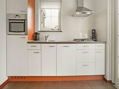 Holiday house Bungalow in South Holland with Private Jetty - Features photo 6