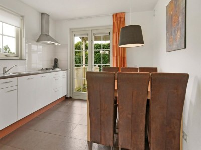 Holiday house Bungalow am Wasser mit Sauna in Südholland - Features photo 6