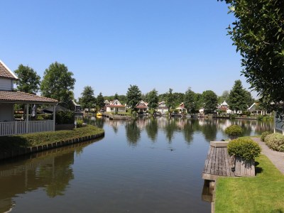 Holiday house Bungalow in Zuytland Buiten with Fishing Platform - Environment photo 17