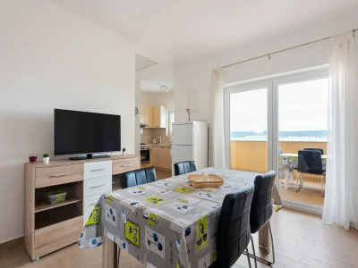 Apartment Apartment in Nevidane am Strand in Pašman - Apartment