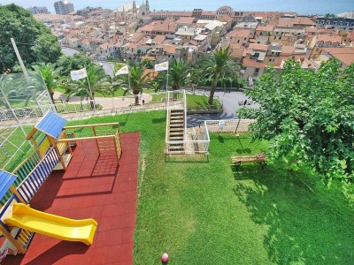 Holiday park Holiday flat in pretty residence with communal pool in Pietra Ligure - Outdoor photo 39