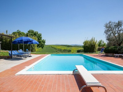 Apartment Apartment in Peccioli with pool - Outdoor photo 7