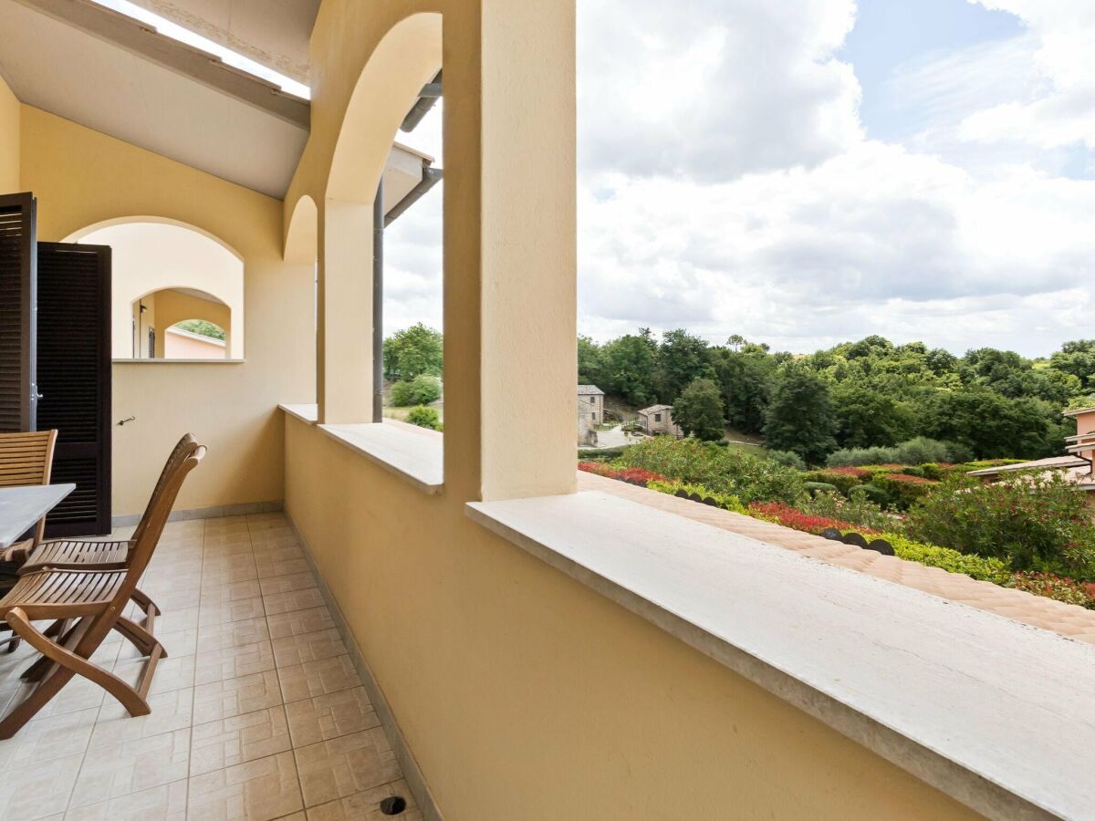 Apartment Elegant Tuscan Retreat in Sorano - Outdoor photo 5