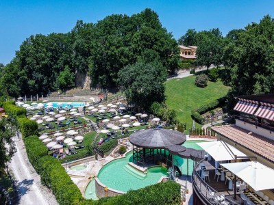 Apartment Elegant Tuscan Retreat in Sorano - Outdoor photo 2