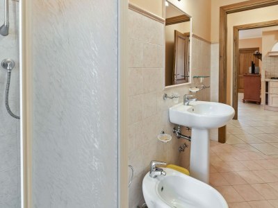 Apartment Elegant Tuscan Retreat in Sorano - Features photo 21