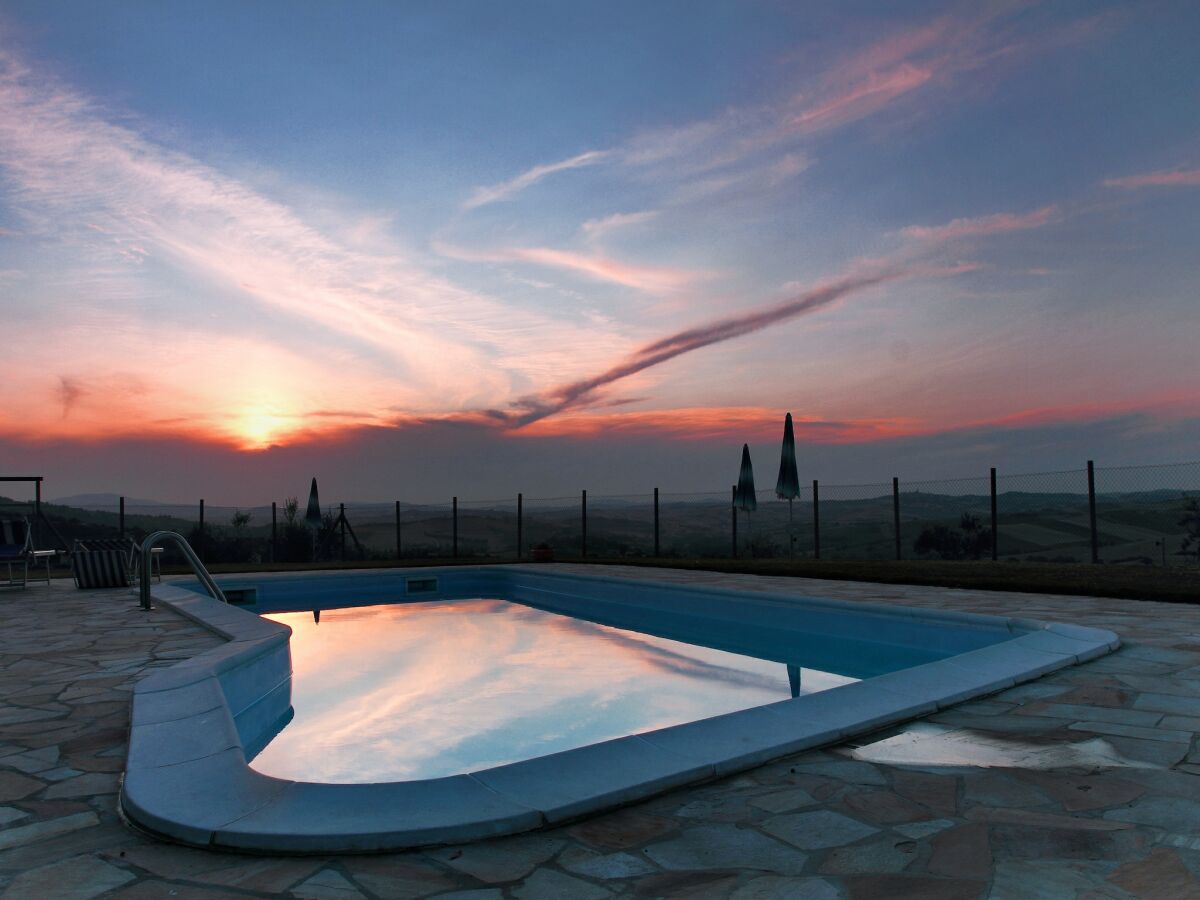 Holiday house Farmhouse in Marche with Pool & Wine Tours