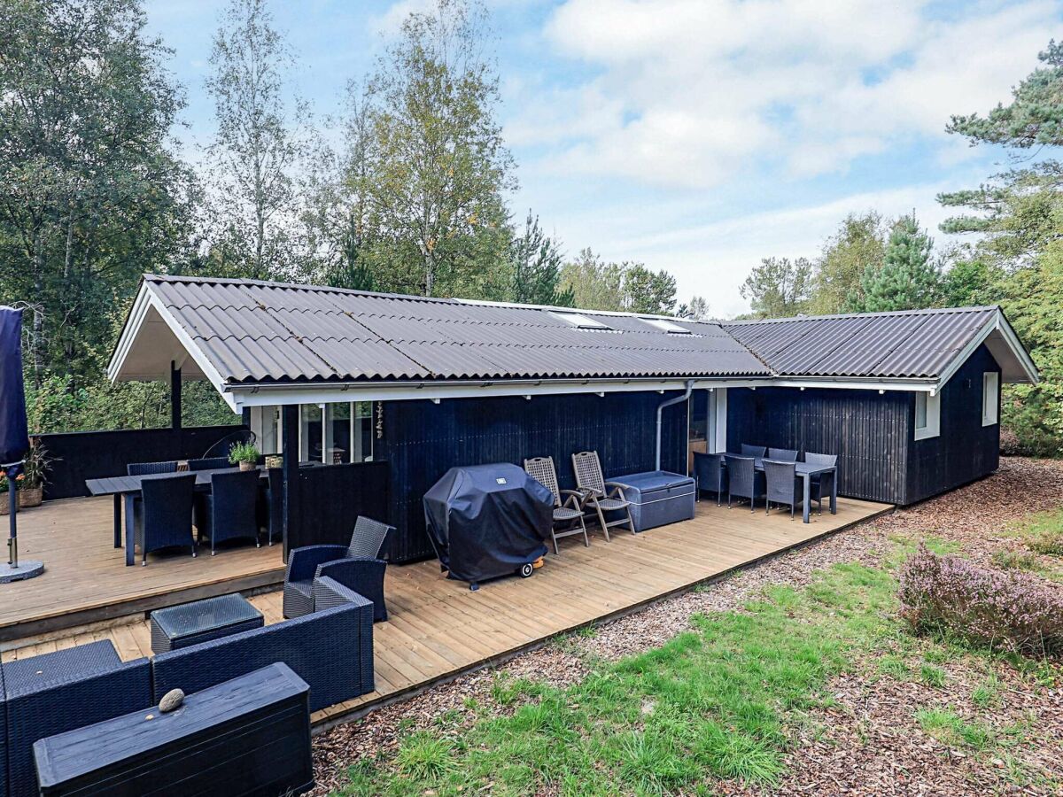 Holiday house 6 person holiday home in Ålbæk