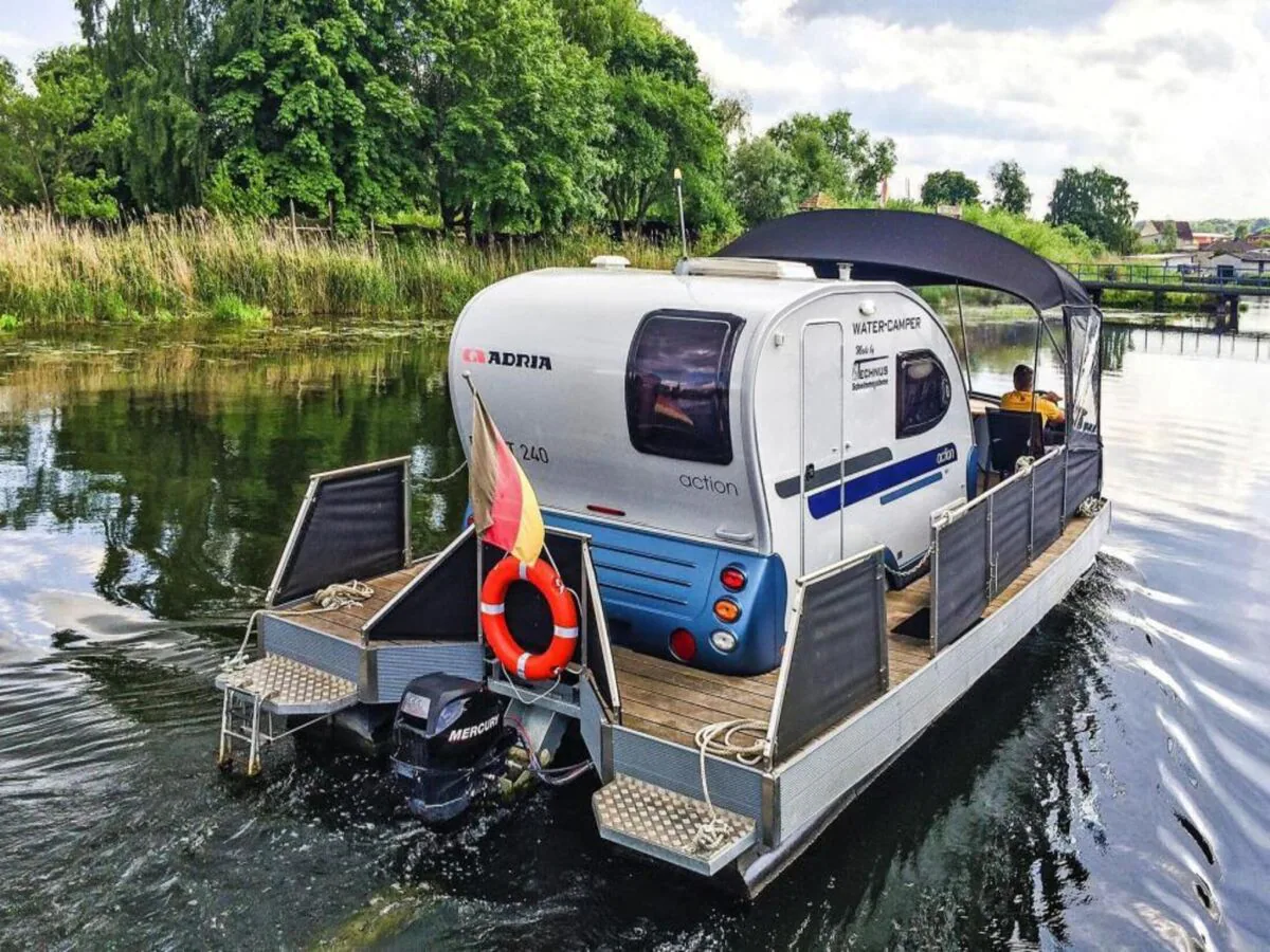 House boat Hausboot auf der Peene, Demmin