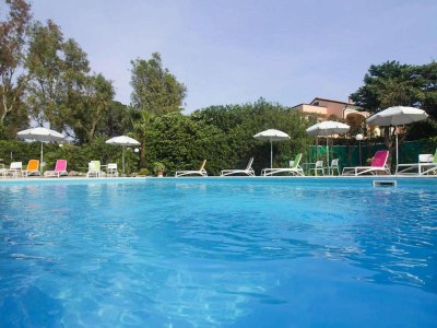 Holiday park Apartment in Loano with garden - Outdoor photo 12