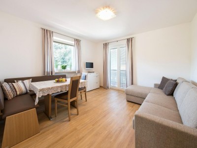 Apartment Apartment in Dorf Tirol near Spronser Lakes - Features photo 6