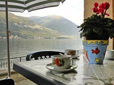 Holiday park Apartment by Lake Como with Stunning Views - Outdoor photo 20