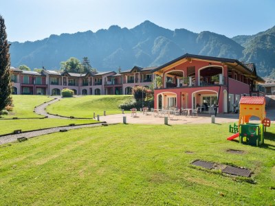 Holiday park Apartment on Lake Idro with Pool - Outdoor photo 5