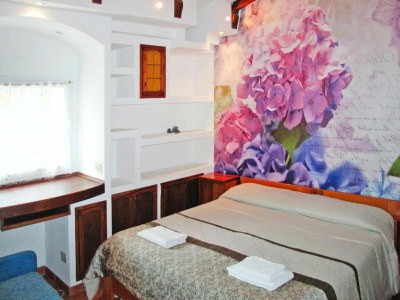Holiday park Apartment in Imperia with communal pool - Features photo 6