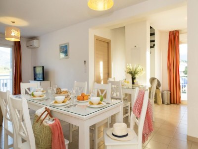 Holiday park Airy Holiday Home with Garden - Features photo 14