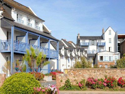 Holiday park Apartment in Trégastel near the Beach - Outdoor photo 5