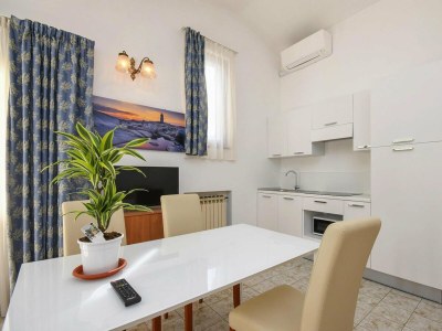 Holiday park Apartment in Limone with balcony or terrace - Features photo 17