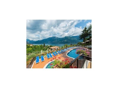 Holiday park Apartment in Limone with balcony or terrace in Lake Garda - Lombardy - Holiday park