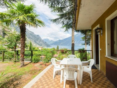Holiday park Apartment in Limone with balcony or terrace - Outdoor photo 32