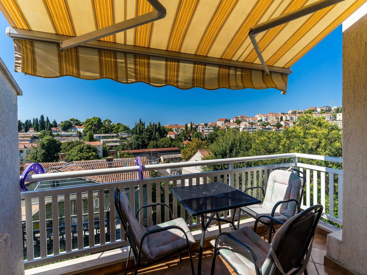 Apartment Apartments Princ Hrvoje- One-Bedroom Apartment with Balcony- 1