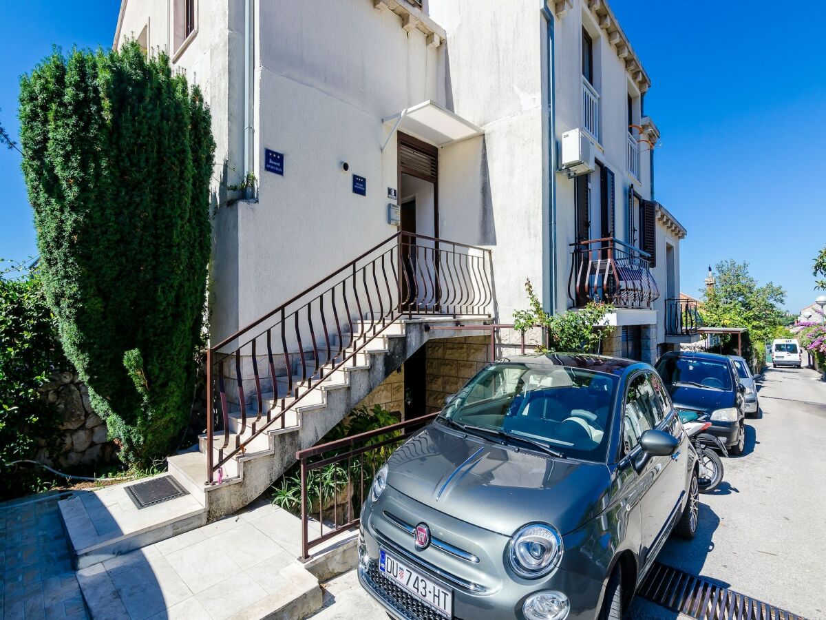 Apartment Apartments Princ Hrvoje- One-Bedroom Apartment with Balcony- 1 - Outdoor photo 5