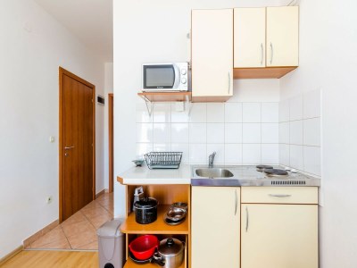 Apartment Apartments Princ Hrvoje- Studio With Balcony - Features photo 6