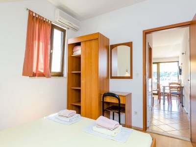 Apartment Apartments Princ Hrvoje- Studio With Balcony - Features photo 10