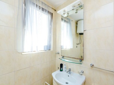 Apartment Apartments Princ Hrvoje- Studio With Balcony - Features photo 11