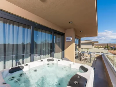 Villa Wohnung in Pula mit Meerblick und Whirlpool - Outdoor photo 23
