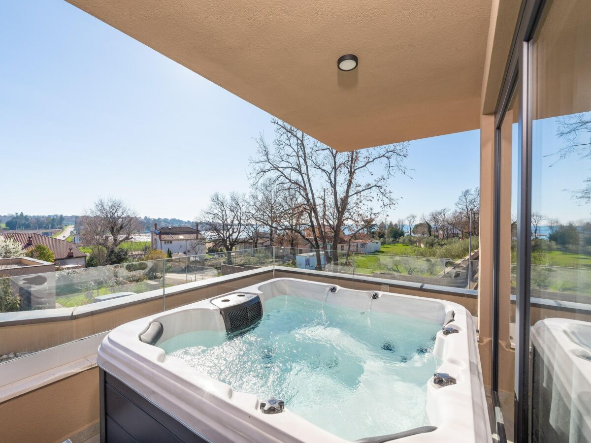 Villa Wohnung am Strand mit Meerblick