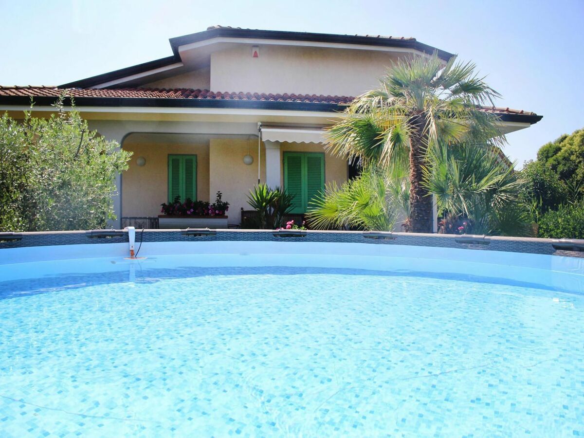 Holiday park Holiday Home in Versilia near Sandy Beaches - Outdoor photo 5